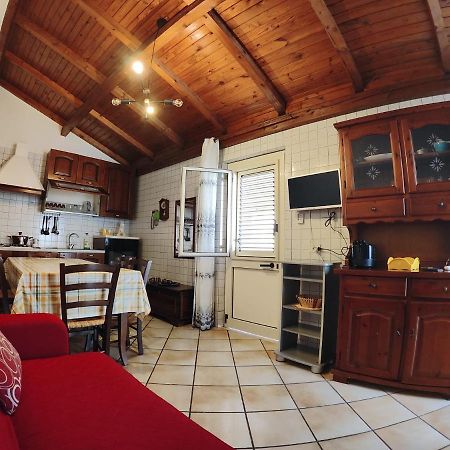 Casa Vacanza Isola Sul Mare Кастелламмаре-дель-Гольфо Екстер'єр фото