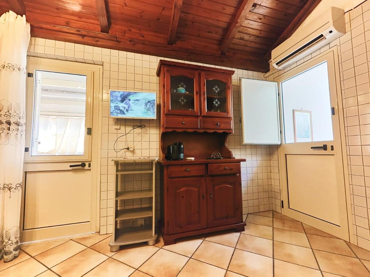 Casa Vacanza Isola Sul Mare Кастелламмаре-дель-Гольфо Екстер'єр фото