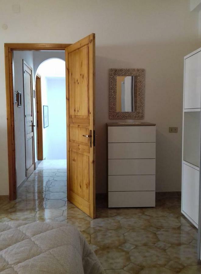 Casa Vacanza Isola Sul Mare Кастелламмаре-дель-Гольфо Екстер'єр фото